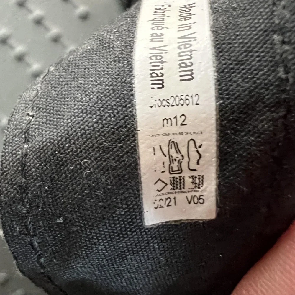 CROCS canvas thong